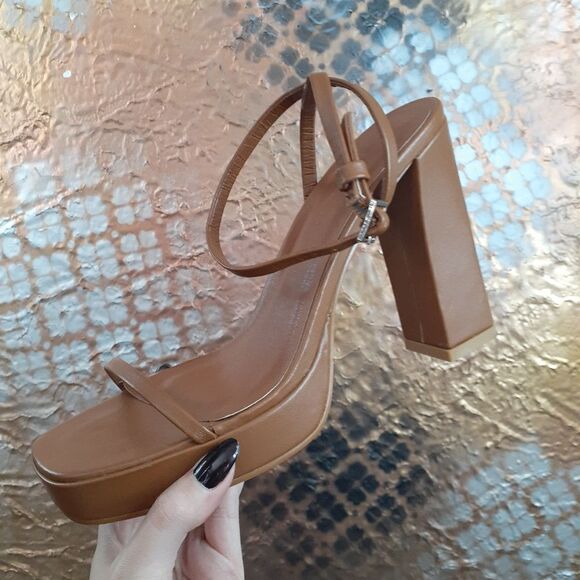 NWT Billini "Tahni" Faux Leather Strappy Platform Heels - Picture 15 of 16